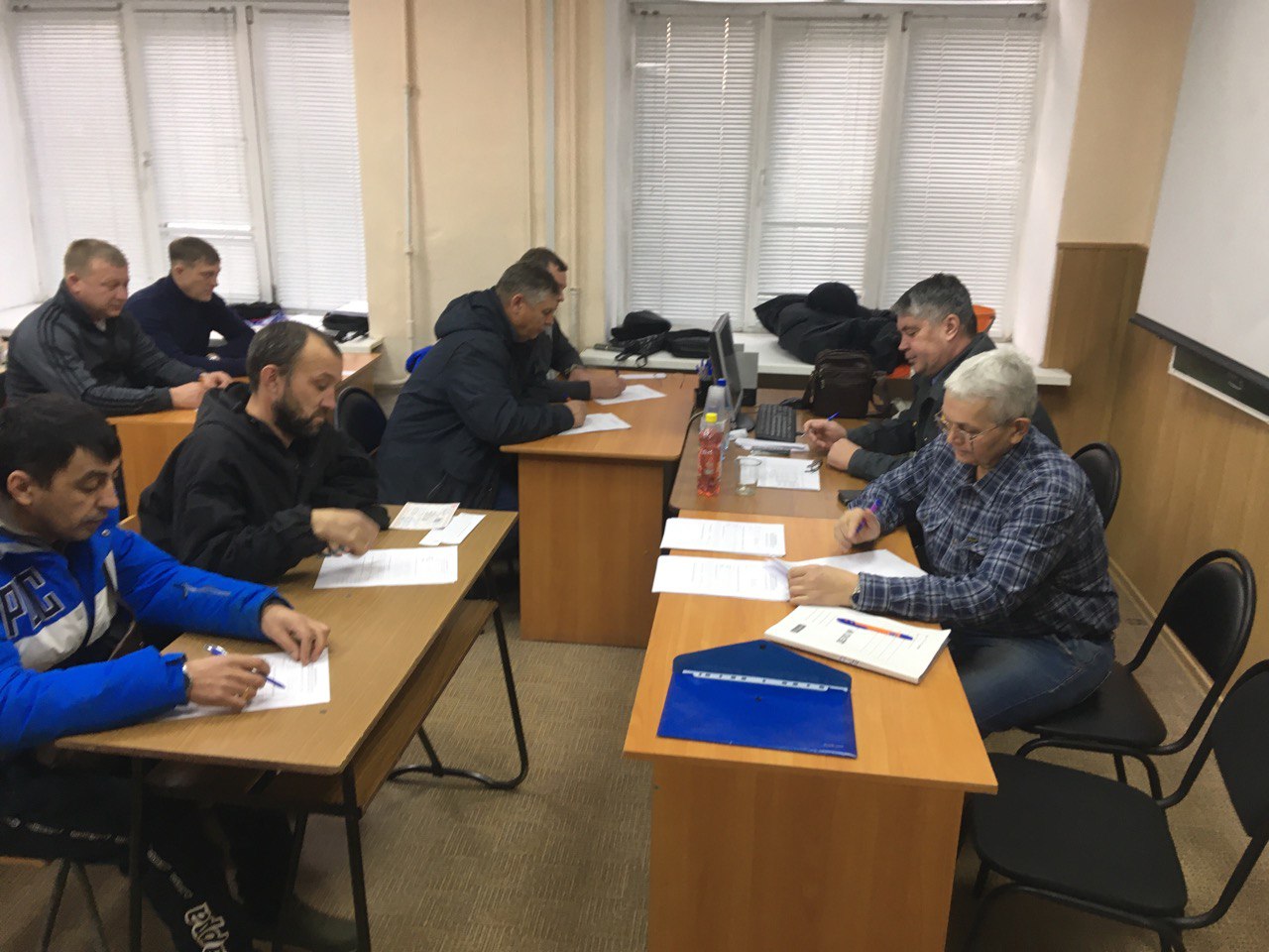 Аттестация водителей опасных грузов и специалистов БДД: отчет о работе комиссий в Республике Хакасия